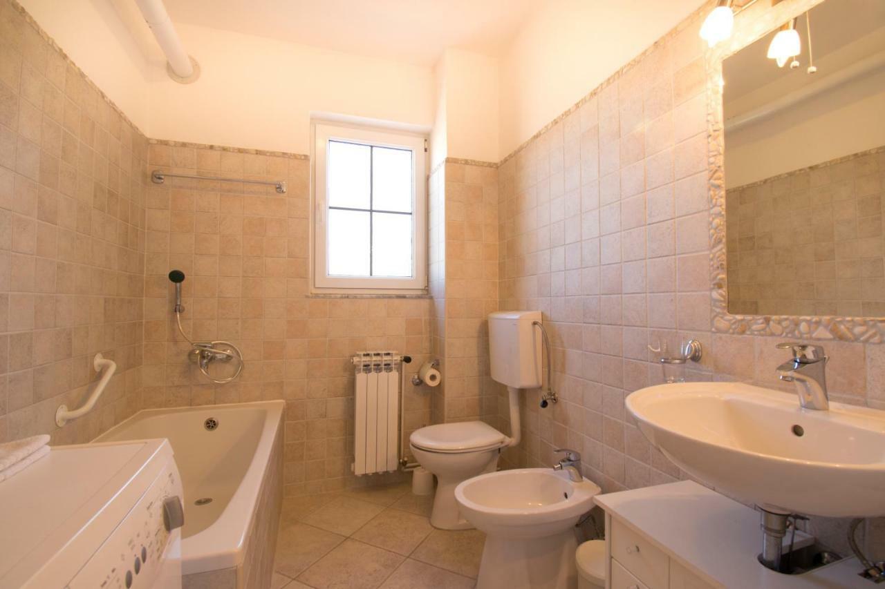 Apartman Mendula Premantura Ngoại thất bức ảnh